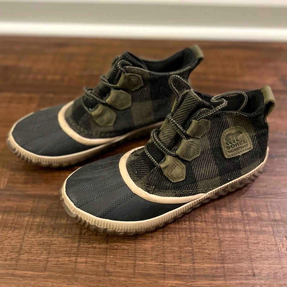 Sorel duck boot